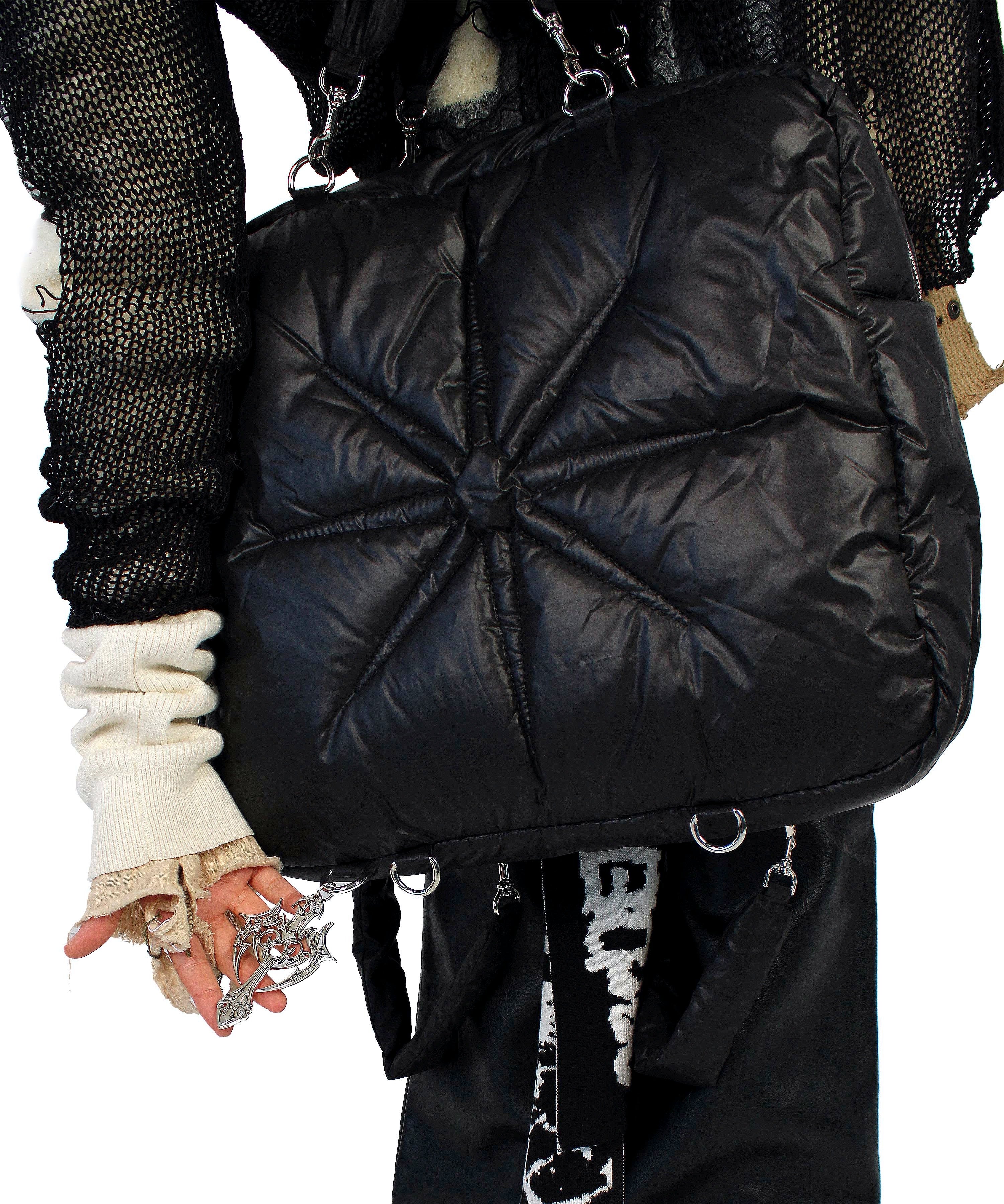 22 life multi-use puffer bag - Image 12